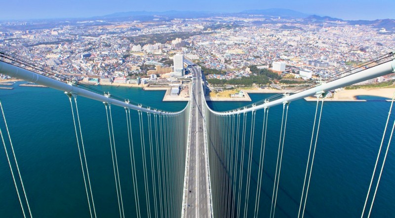 10 самых крутых автомобильных мостов в мире - ФОТО
