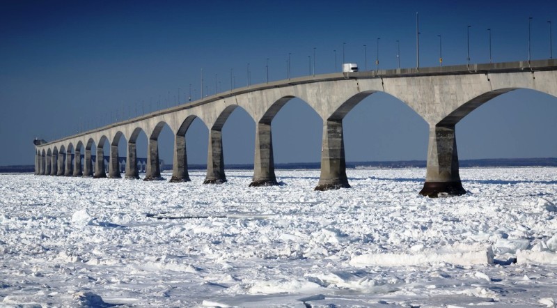 10 самых крутых автомобильных мостов в мире - ФОТО
