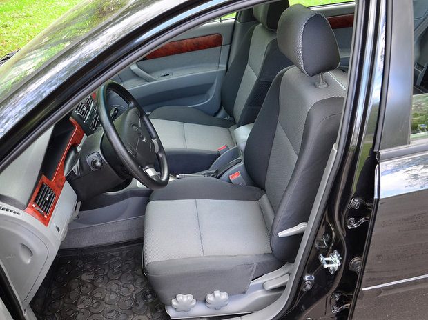 Популярная в Азербайджане Daewoo Gentra: новое лицо Chevrolet Lacetti - ФОТО